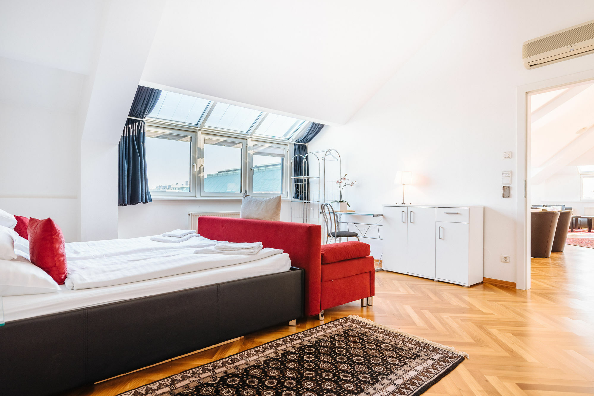 Duschel Center * Vienne
