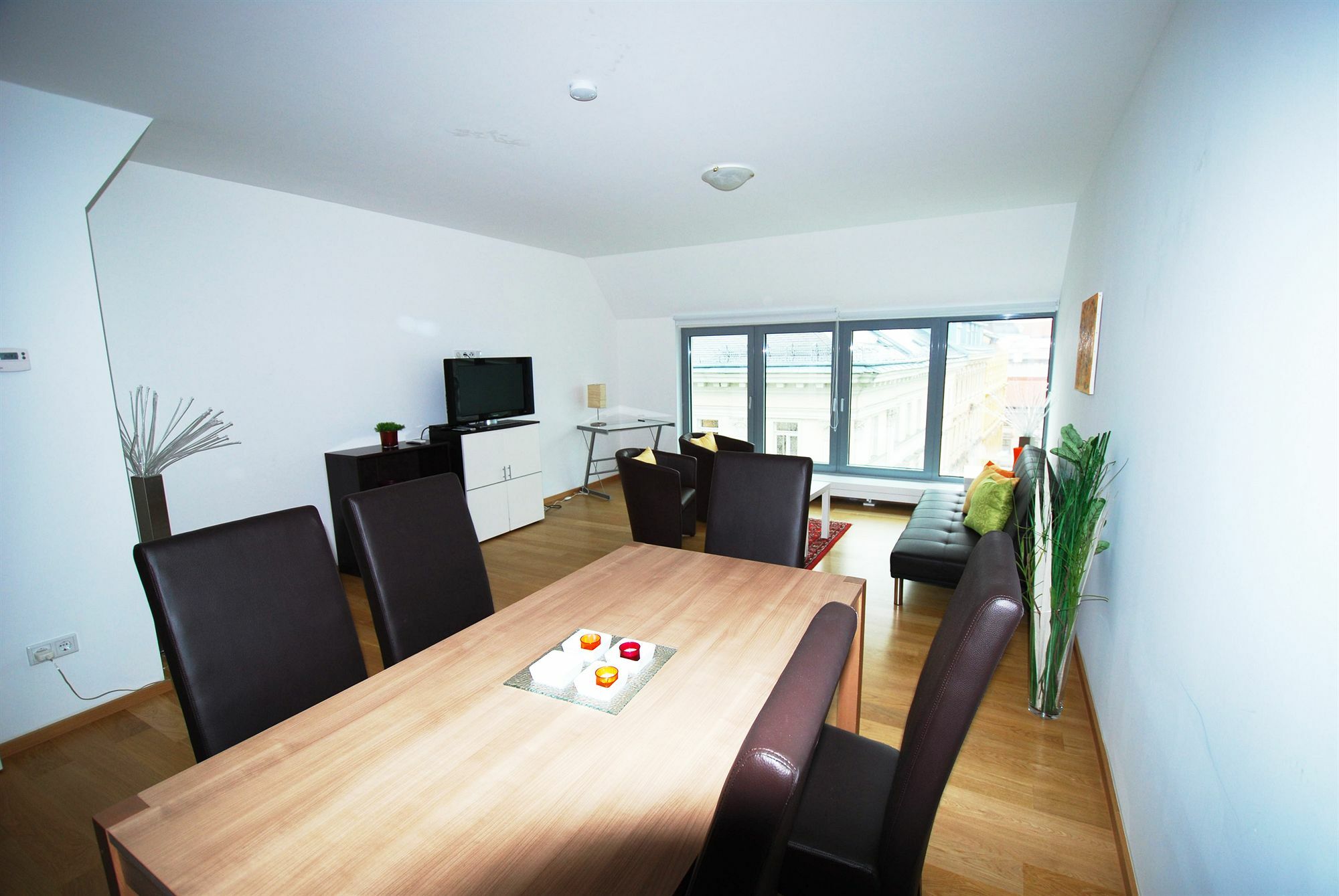 Duschel Center * Vienne